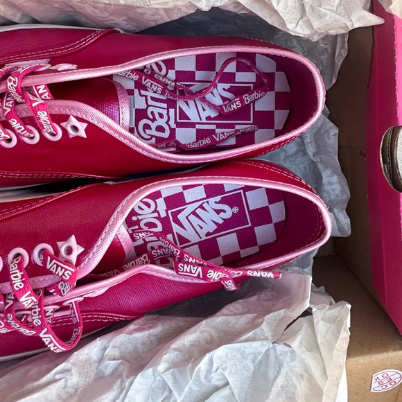 NEW pink Barbie platform vans sz 8 - Picture 8 of 9